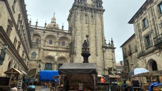 Santiago se convierte en un escenario de época por el rodaje de la nueva serie de Netflix