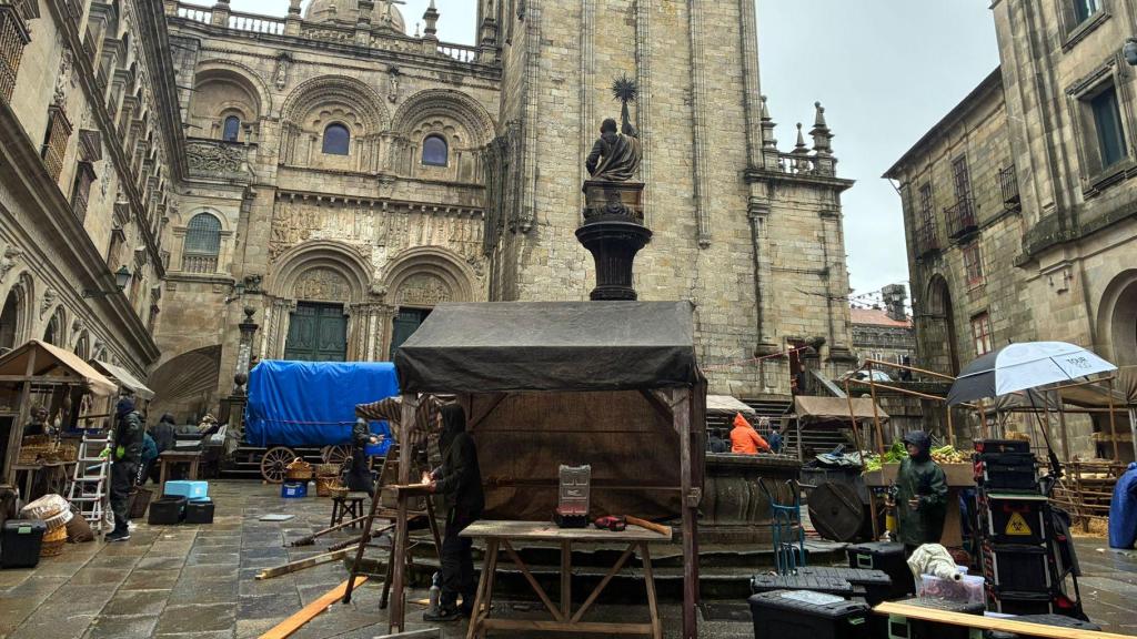 Santiago se convierte en un escenario de época por el rodaje de la nueva serie de Netflix