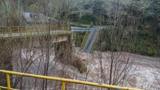 Caída de un puente en Navia