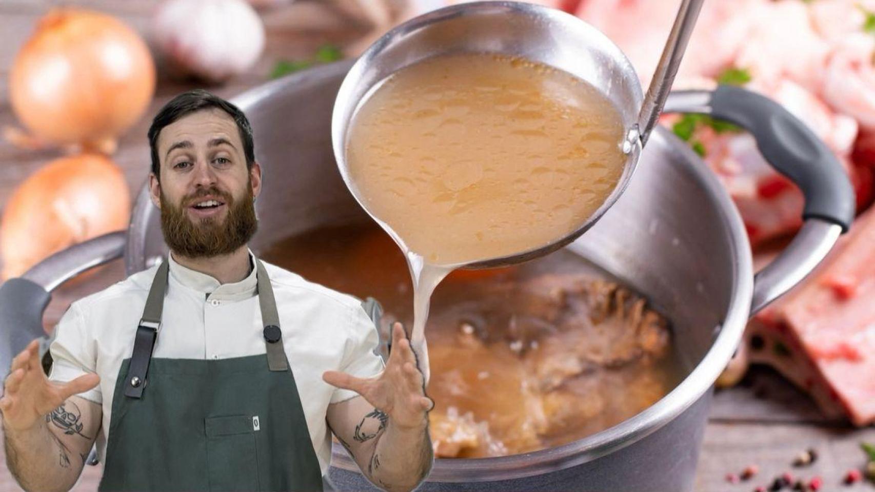Alfredo Vozmediano junto a un caldo de cocido.