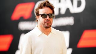 Fernando Alonso, en el paddock de la Fórmula 1