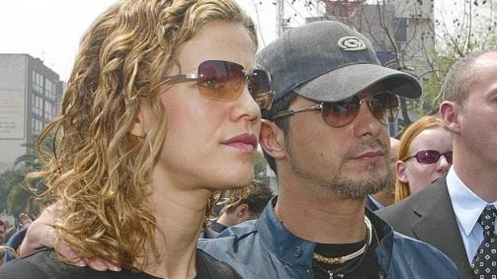 Alejando Sanz y Jaydy Michel.