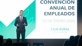 El director general de Caja Rural de Aragón, Luis Ignacio Lucas, durante el evento.