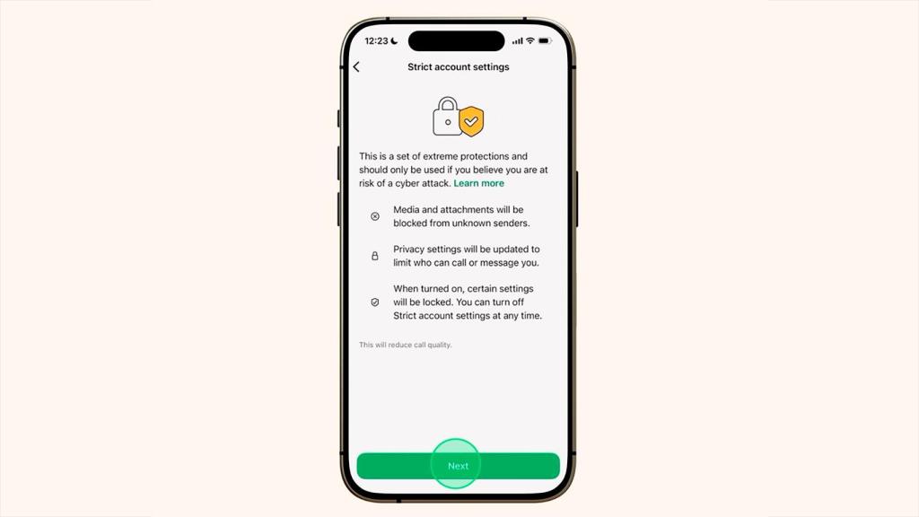 Imagen con los ajustes estrictos de seguridad de WhatsApp