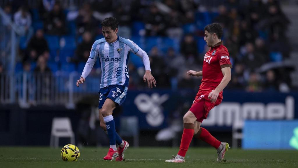 Carlos Dotor durante el Málaga CF vs. Burgos de Segunda División