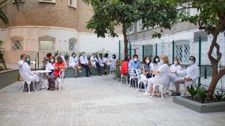 El patio dentro de la Unidad de Salud Mental del Hospital Virgen del Rocío.