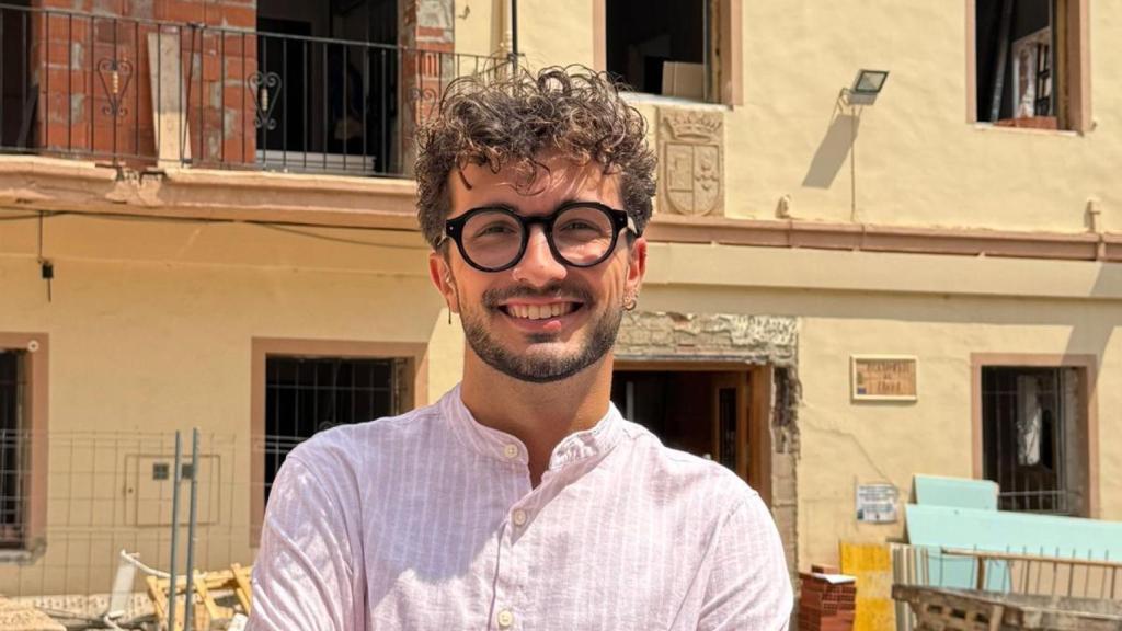 Raúl, el alcalde de 29 años que busca vecinos para su pueblo en Valencia.