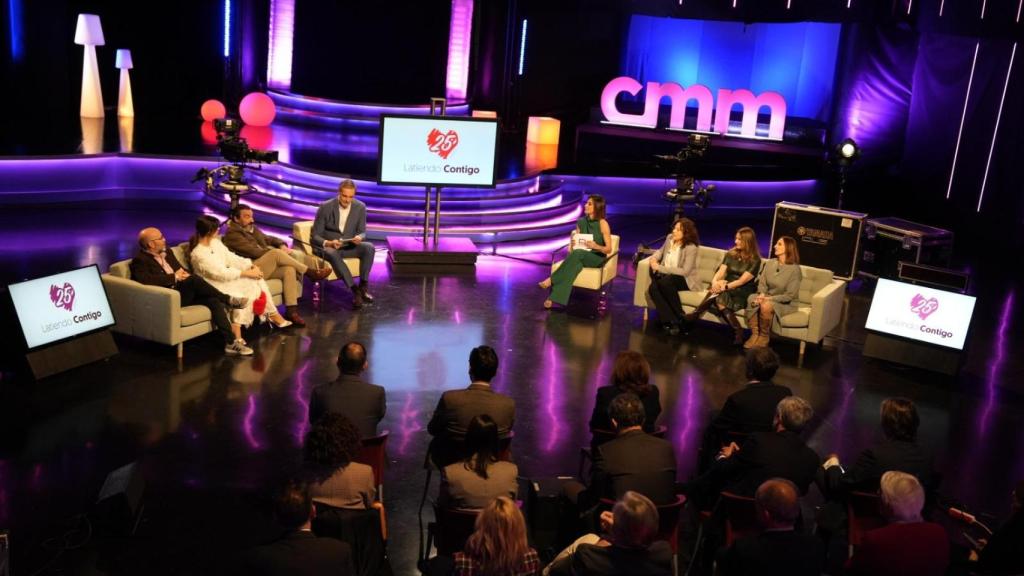 Compañeros de CMM relatan sus anécdotas más curiosas durante los 25 años que llevan en CMM.