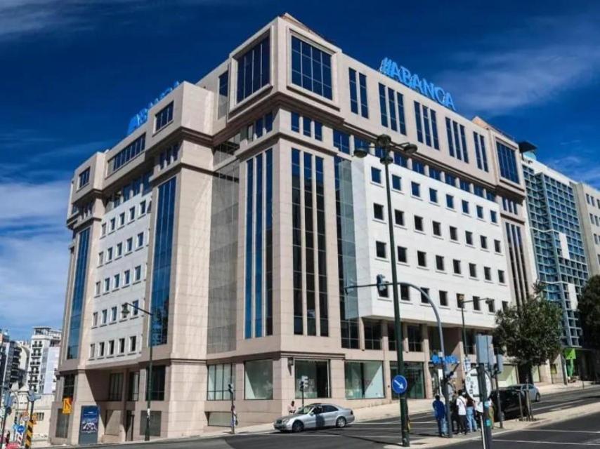 Edificio con oficinas de Abanca en Portugal.
