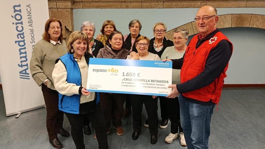 El Espazo +60 Afundación de Betanzos (A Coruña) recauda 1.600 euros para la Cruz Roja