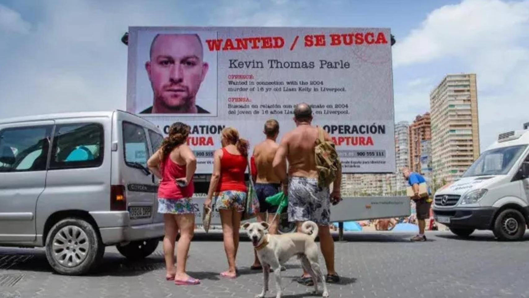 El rastro de Kevin Parle en un cartel de Se busca en España en 2015.