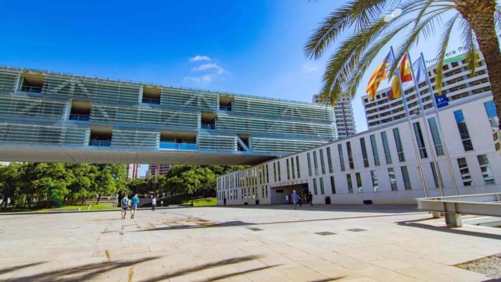 Benidorm solicita adherirse al Fondo de Impulso Económico para afrontar la multa histórica de 350 millones de euros