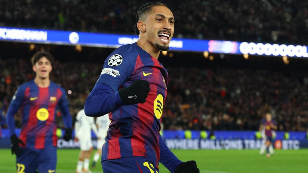 Raphinha celebra su gol contra el Copenhague.