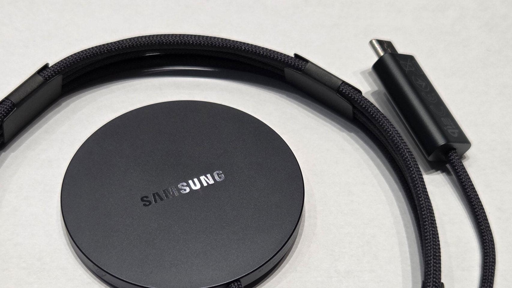 Nuevo cargador inalámbrico Qi2 de Samsung