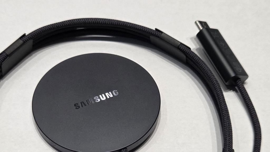 Nuevo cargador inalámbrico Qi2 de Samsung