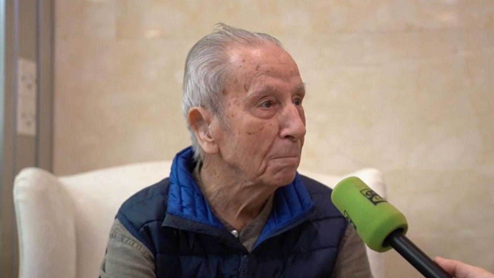 José Hernández, jubilado de 104 años.