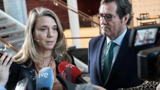 El presidente de CEOE, Antonio Garamendi, y la presidenta del Cepyme, Ángela de Miguel.