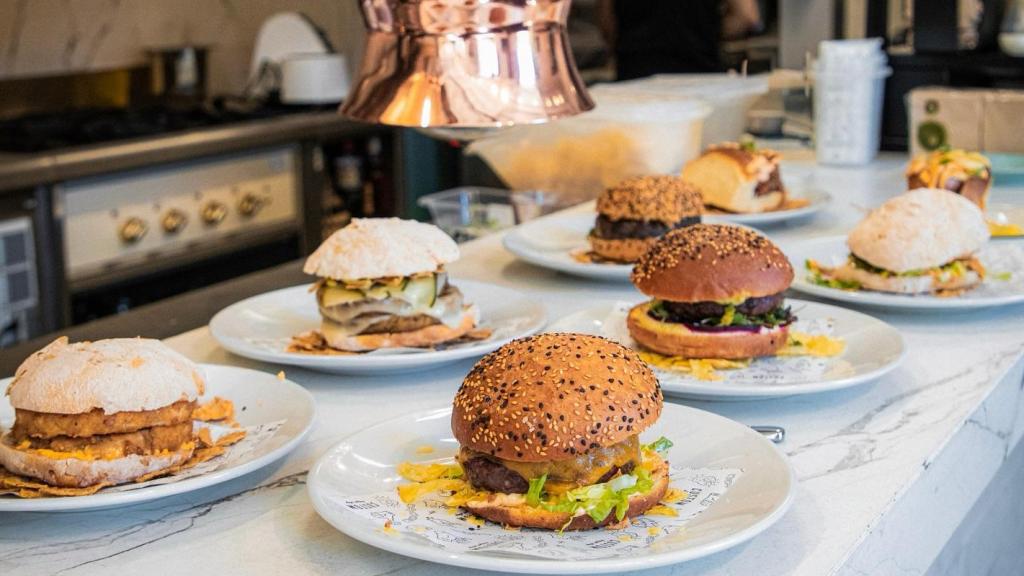 Algunas hamburguesas de Custom Burguers Shop