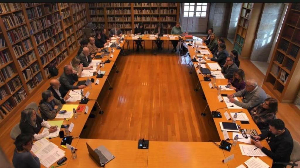 El pleno de Santiago tumba la proposición del PP de retirar inmediatamente los radares de Conxo