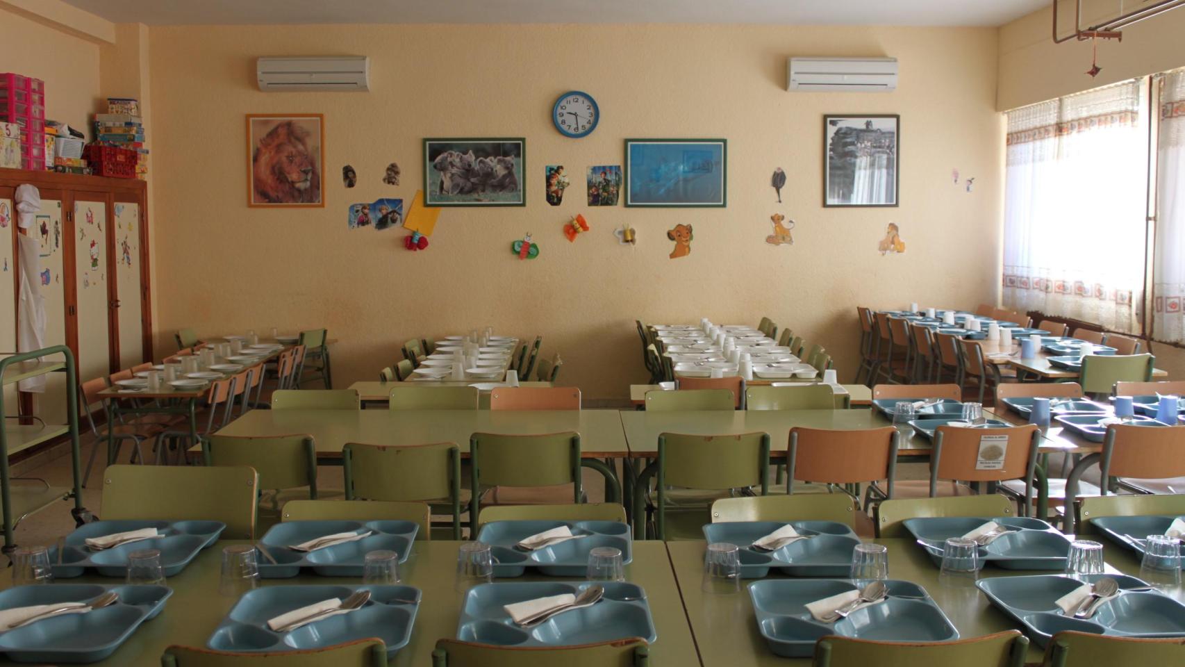 Imagen de archivo del comedor del centro educativo, donde los padres y madres también denuncian conflictos.