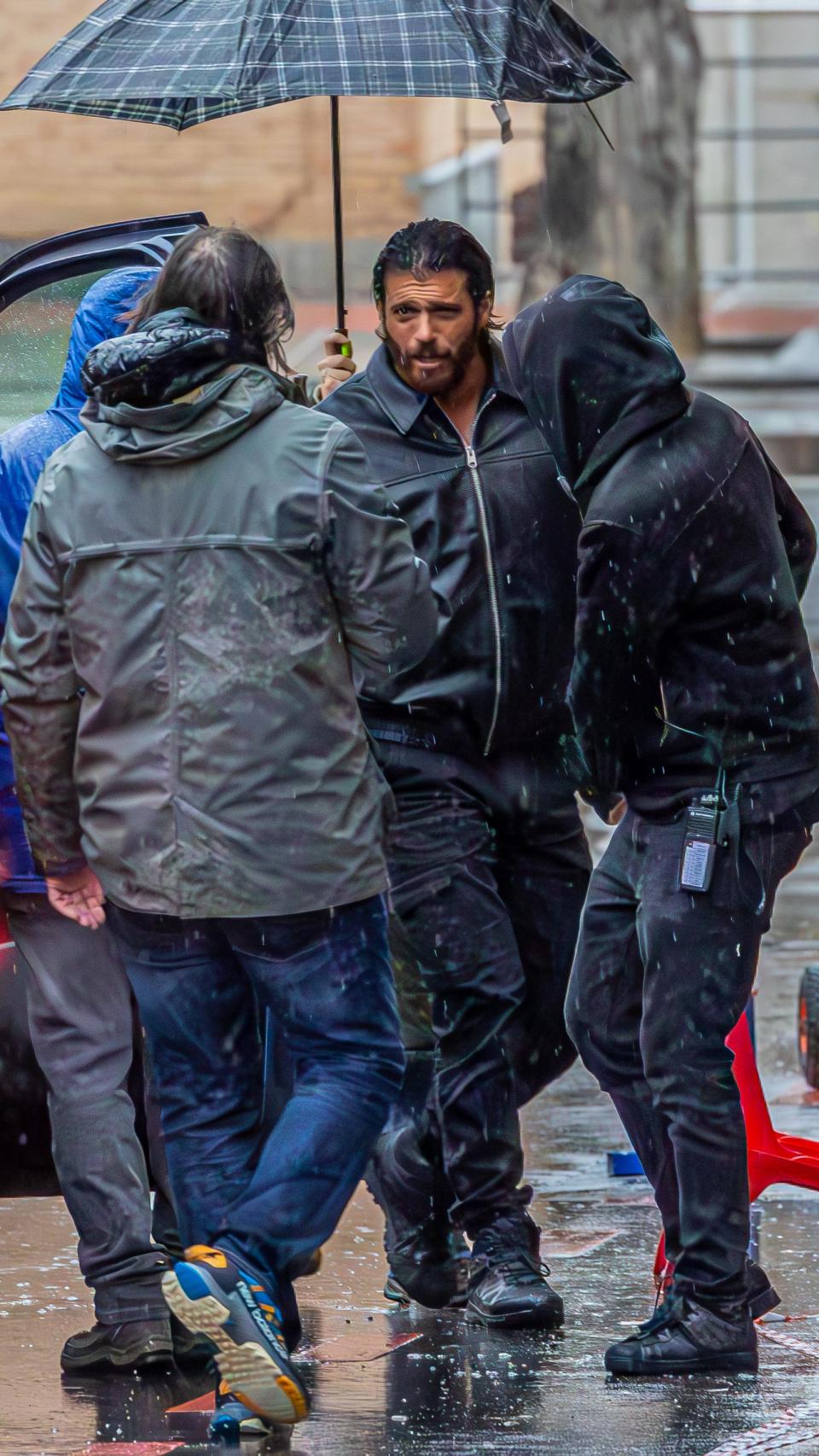 Can Yaman rodando en Toledo.