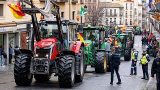 Todas las fotos de la tractorada en Toledo: el campo castellanomanchego alza la voz contra Mercosur y la PAC