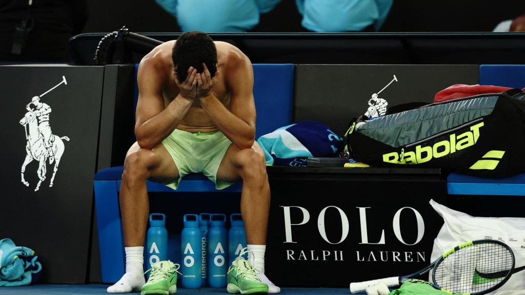 Carlos Alcaraz, en el banquillo tras ganar a Zverev.