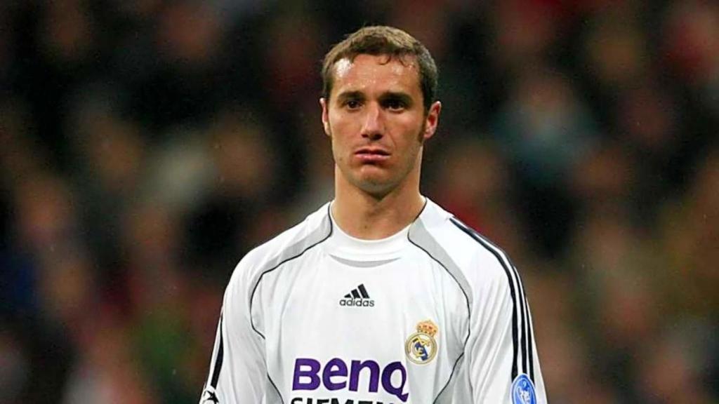 Iván Helguera, durante su etapa con el Real Madrid.