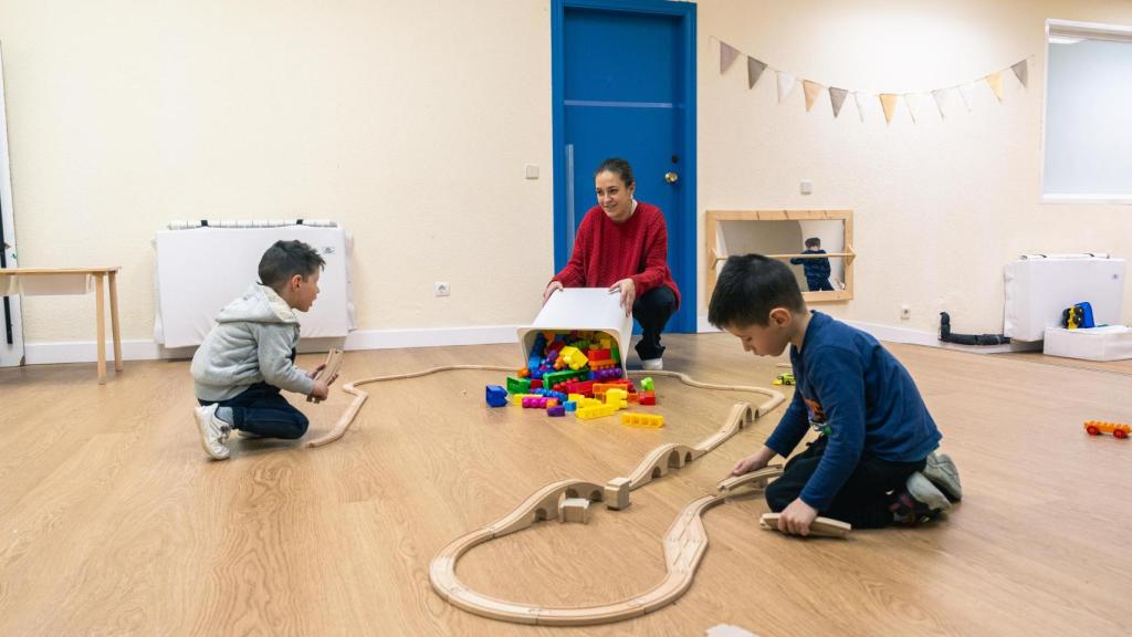 El programa CaixaProinfancia atendió a cerca de 67.000 niños y niñas en 2025.