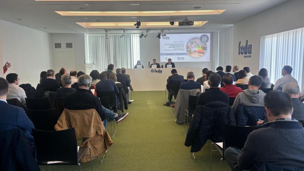 Reunión entre FEDA e Iberdrola llevada a cabo en Albacete.