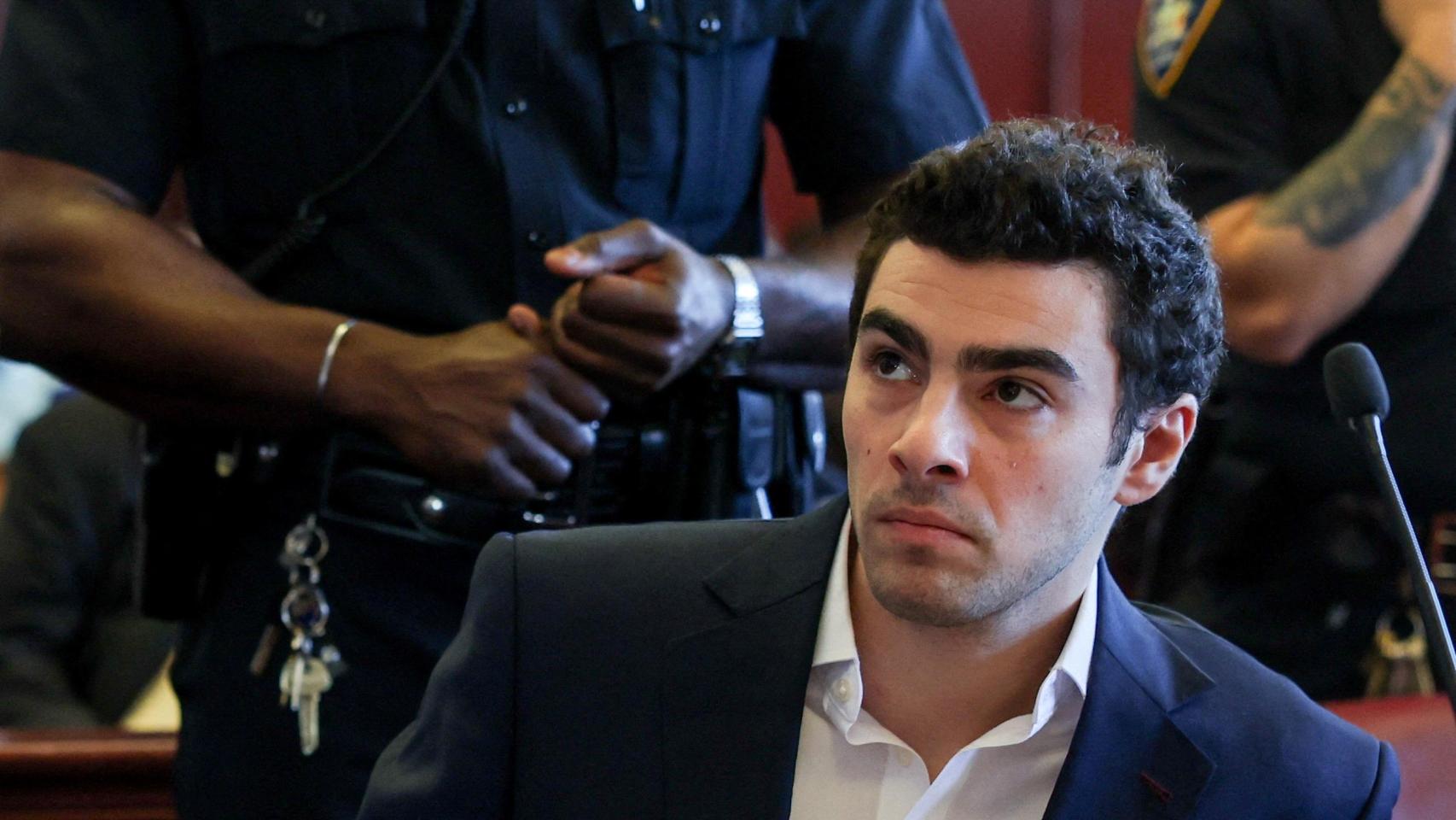 Luigi Mangione durante una audiencia  en el caso de asesinato del director ejecutivo de UnitedHealthcare, Brian Thompson, en la Corte Suprema de Manhattan en Nueva York, EE.UU, el pasado 18 de diciembre.