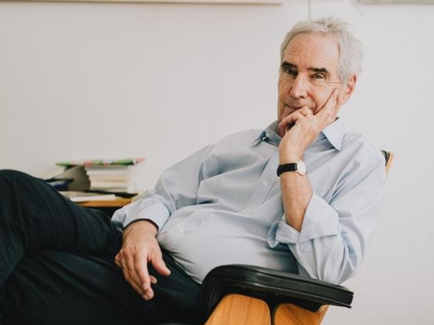 Michael Ignatieff, uno de los intelectuales liberales más reconocidos del mundo, en su casa de Viena.