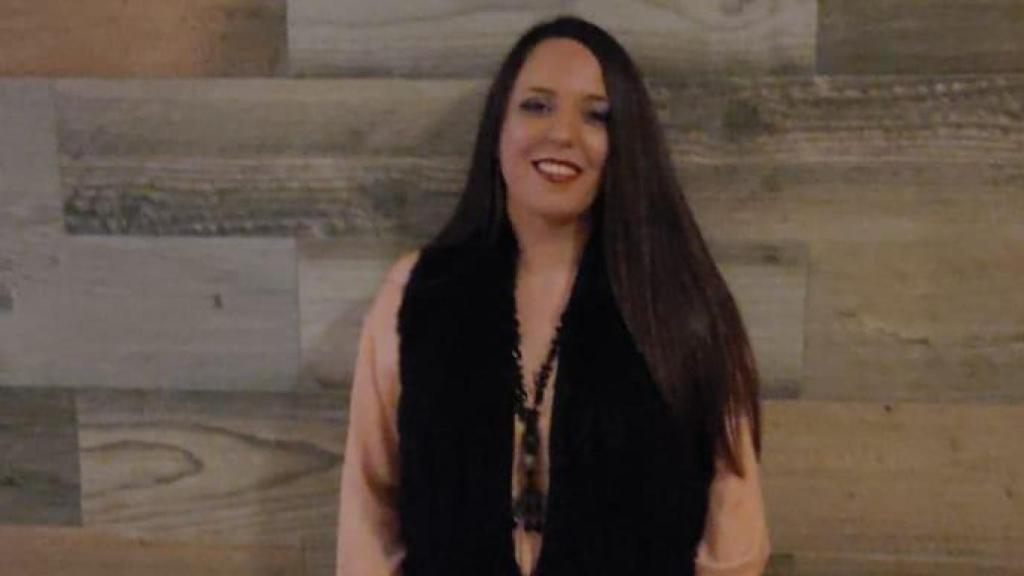 Laura Tinajero, licenciada en humanidades que ha desenterrado las historias de las primeras denuncias por violencia de género en los siglos XV y XVI.