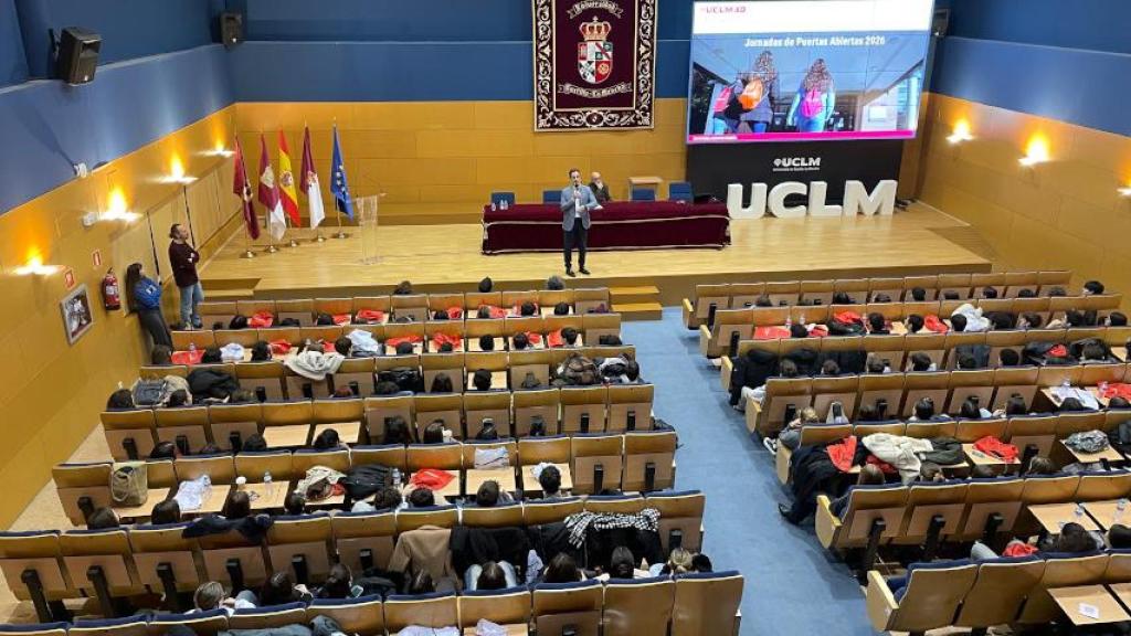 Imagen de las primeras visitas a la UCLM que han tenido lugar este viernes.