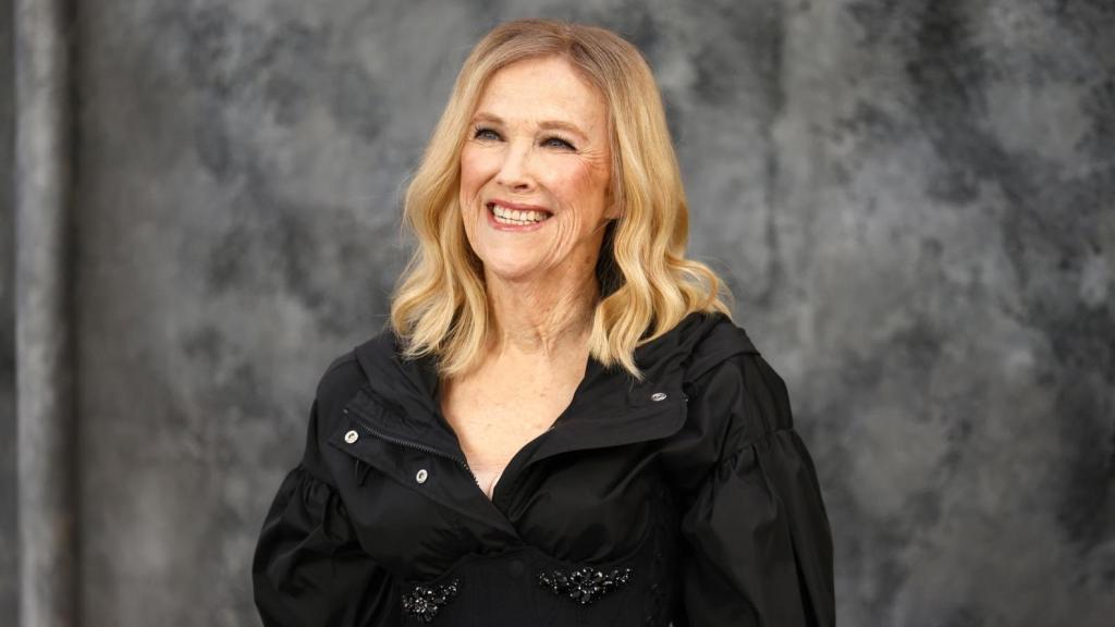 La actriz Catherine O'Hara, en el estreno de 'Beetlejuice Beetlejuice' en el Cineworld Leicester Square de Londres, Reino Unido. Foto: EFE.