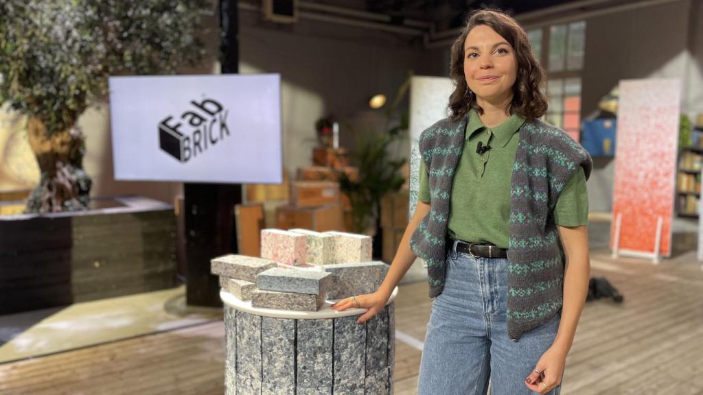 Clarisse Merle, creadora del ladrillo FabBRICK hecho con ropa vieja.