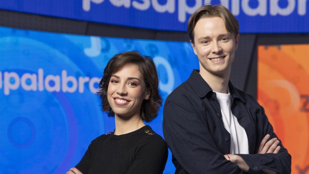 Rosa y Manu, los concursantes finalistas de la última edición de 'Pasapalabra'.
