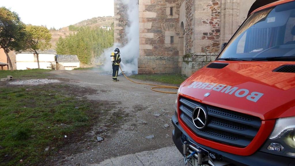 Bomberos de Ponferrada en una foto de archivo