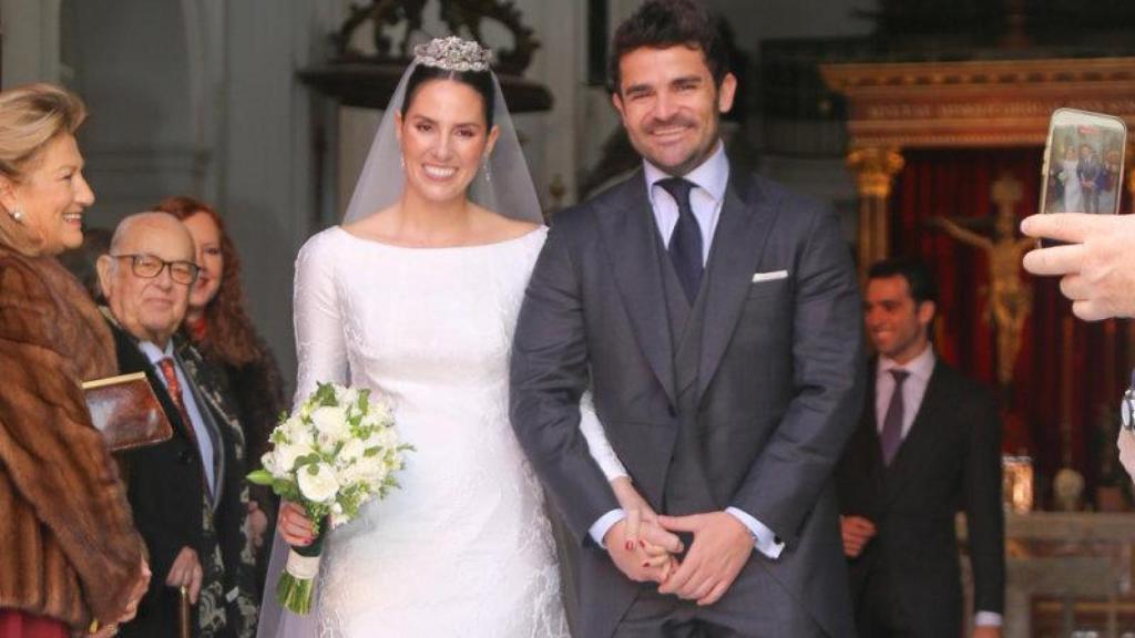 María Eugenia González-Serna y Juan Molina Ponce en su boda en Sevilla.