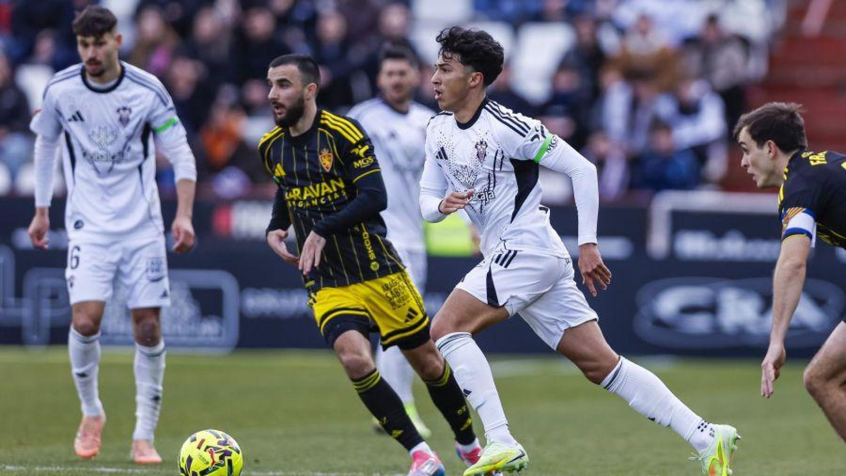 Rober González, en su debut con el Real Zaragoza