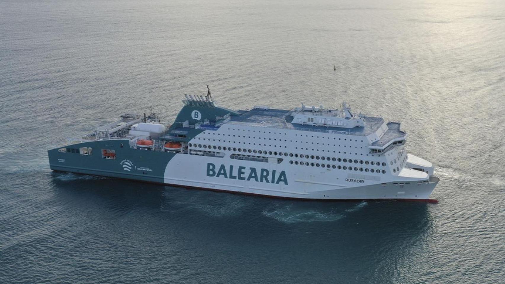 El ferry Balearia.
