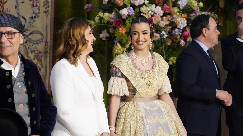 Carmen Prades, Fallera Mayor de Valencia, en su Exaltación.