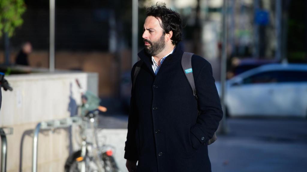 Eloi Gómez, a su llegada a la Ciudad de la Justicia de Valencia.