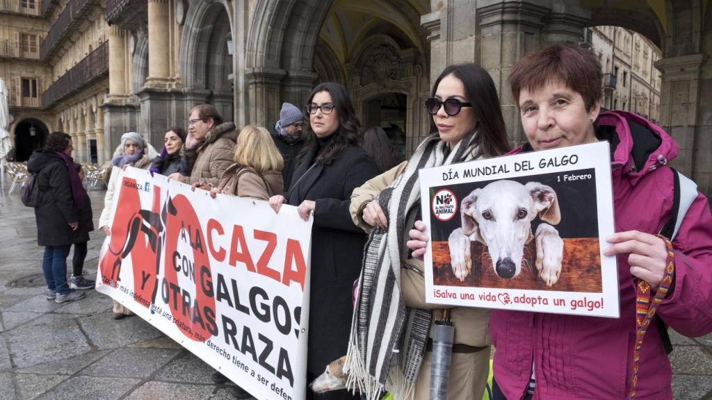 La Plataforma NAC se manifiesta en Salamanca para pedir el fin de la caza con galgos