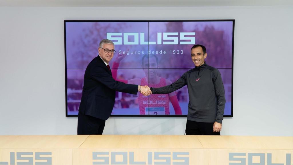 Acuerdo entre Soliss Seguros y el atleta toledano Pedro Vega.