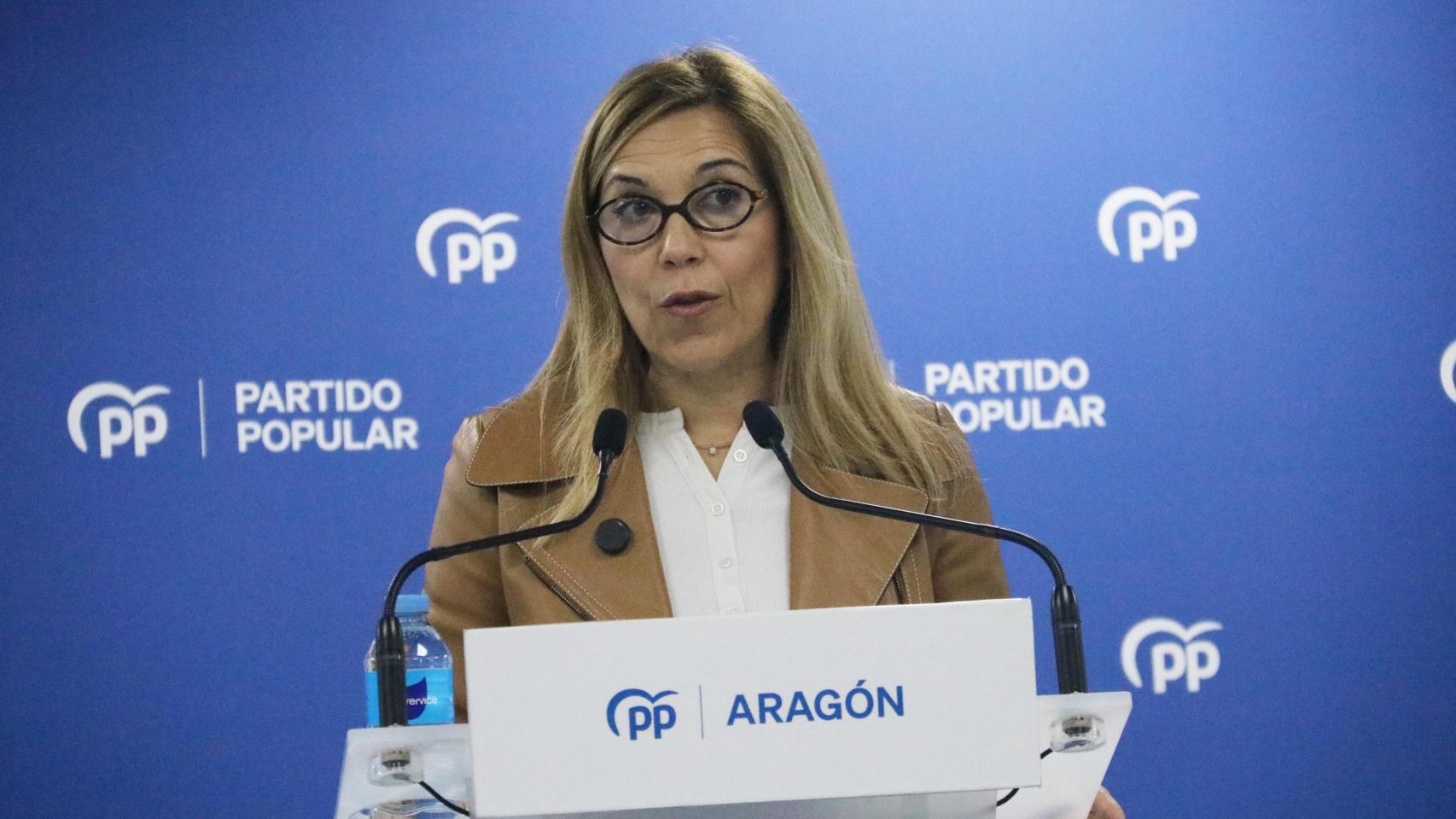 Ana Alós, secretaria general del PP de Aragón, en rueda de prensa