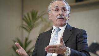 Luis Furnells, presidente del Grupo Oesía, durante su intervención en el I Observatorio de la Defensa, organizado por EL ESPAÑOL e Invertia.
