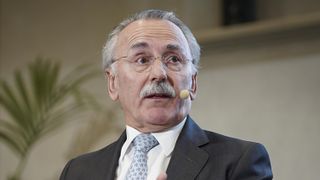 Luis Furnells, presidente del Grupo Oesía, durante su intervención en el I Observatorio de la Defensa, organizado por EL ESPAÑOL e Invertia.