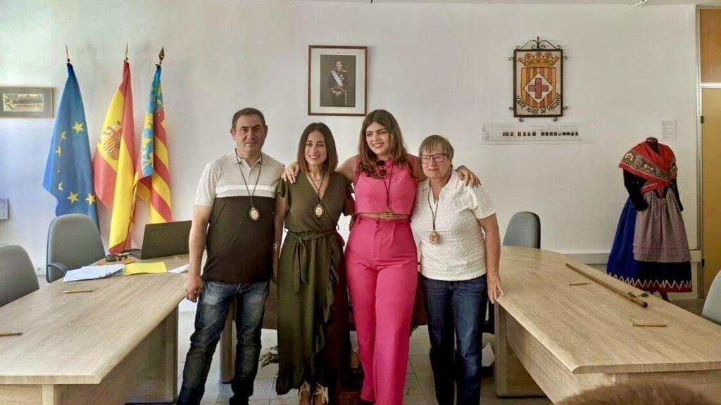 De izquierda a derecha, Raúl Bonacho, Ruth Sánchez, Belén Navarro y Josefa Férriz. EE