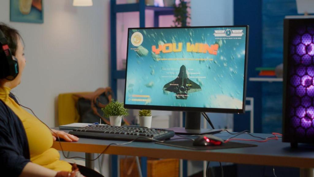 Precio mínimo histórico: este es el monitor curvo y envolvente que todo gaming necesita en su set-up